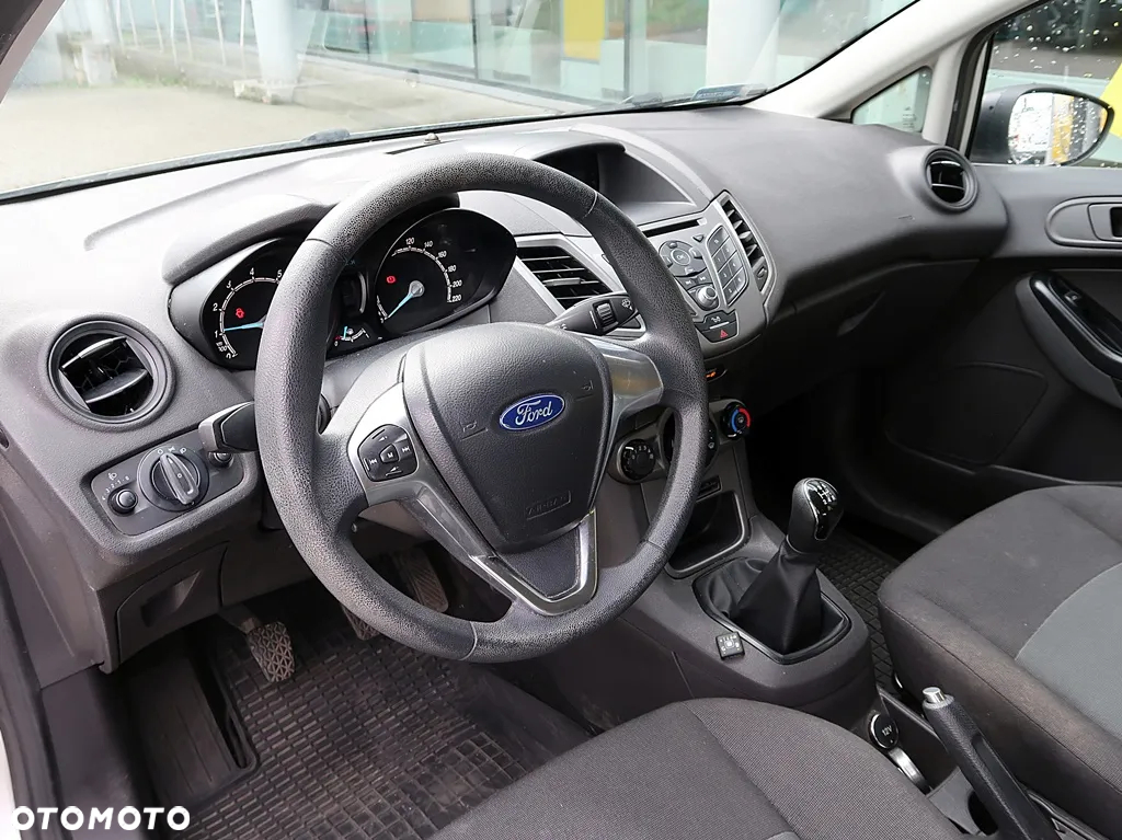 Ford Fiesta 1.25 Ambiente - 8
