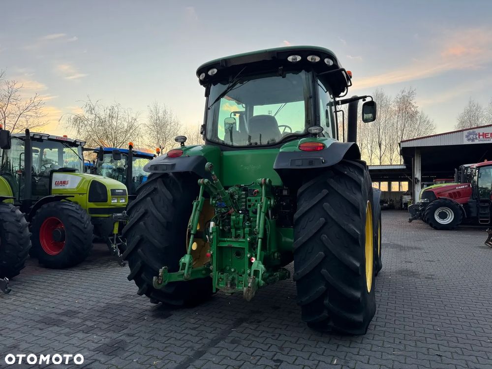 John Deere 7230R - 8