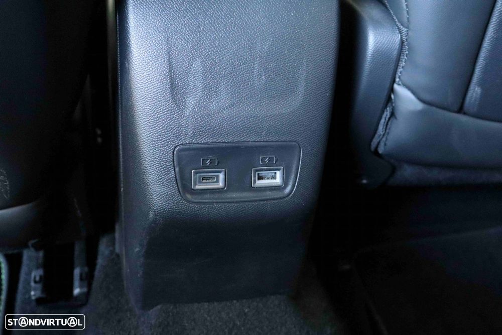 Peugeot e-2008 54 kWh GT - 22