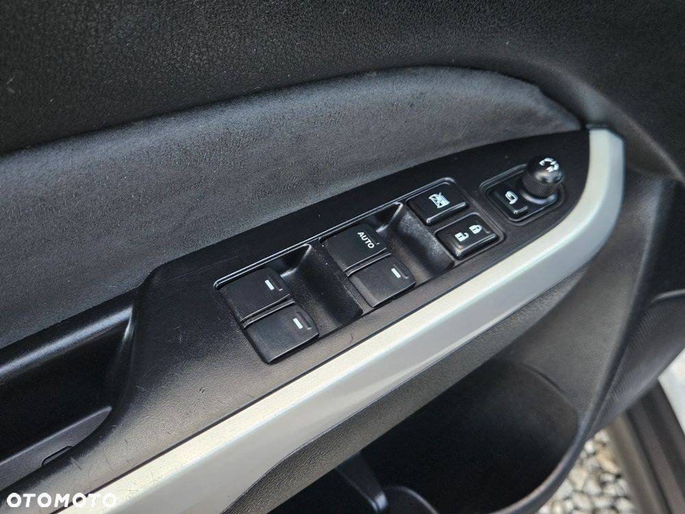Suzuki Vitara 1.6 DDiS (4x2) Comfort+ - 26