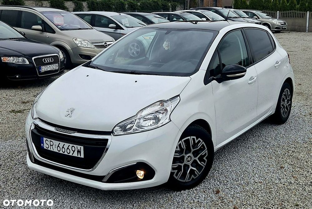 Peugeot 208 1.6 BlueHDi Allure S&S - 31