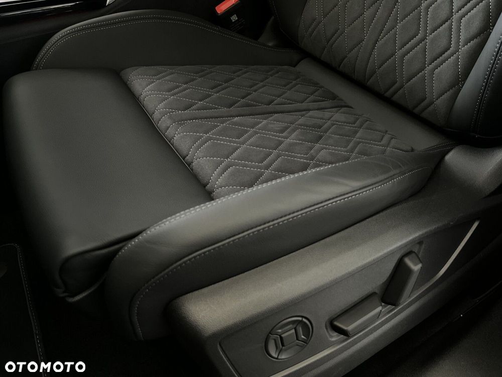 Audi SQ5 - 30