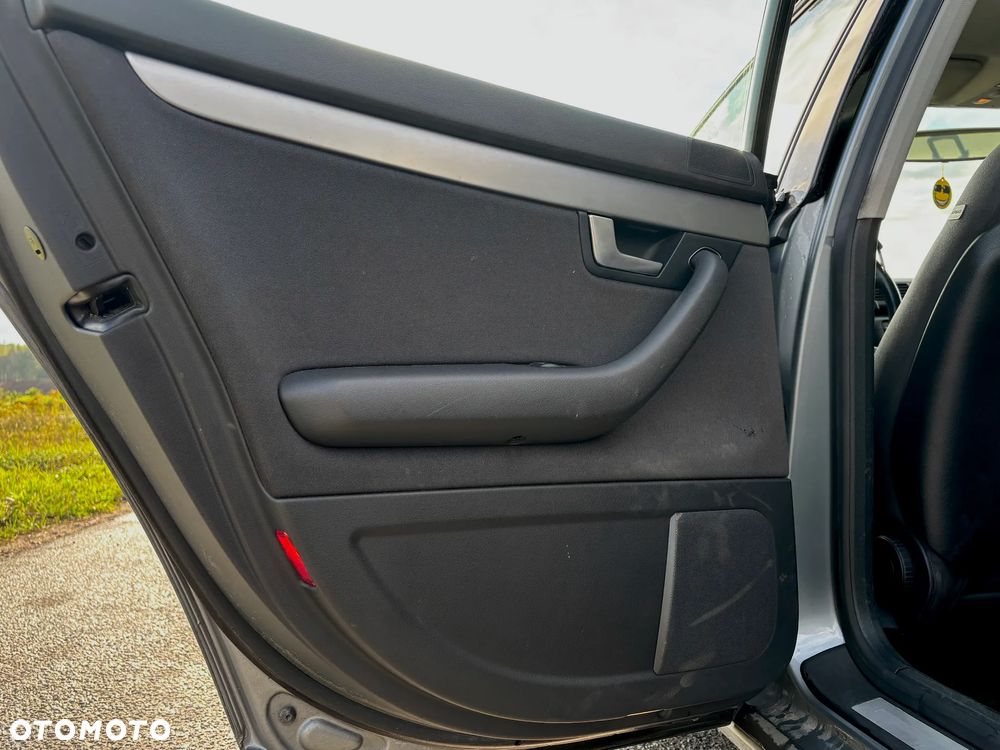 Audi A4 Limousine 2 - 4