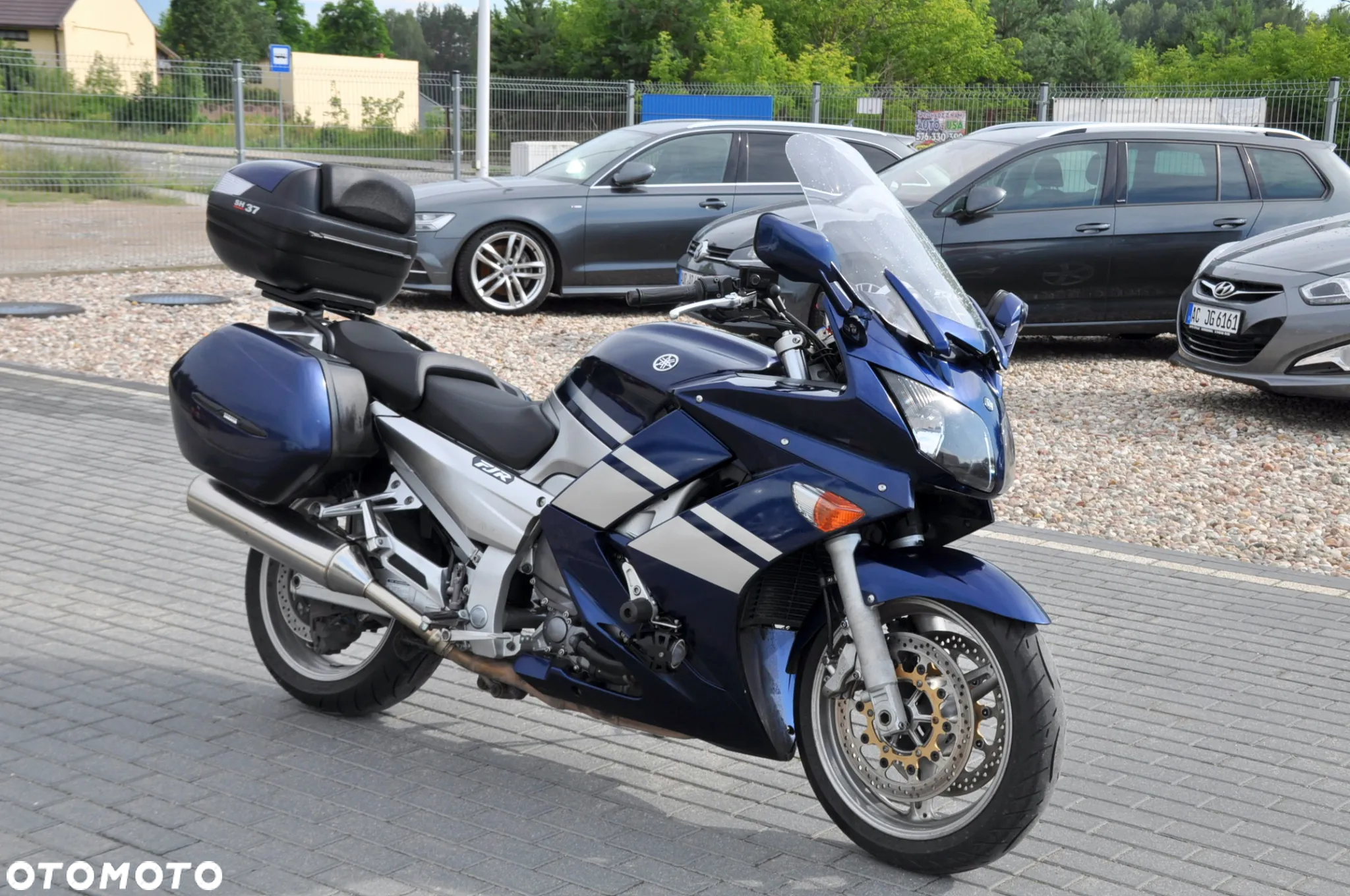 Yamaha FJR - 10