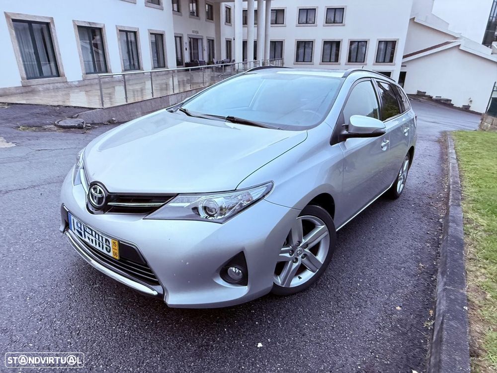 Toyota Auris Touring Sports 1.4 D-4D Comfort+Pack Sport - 1