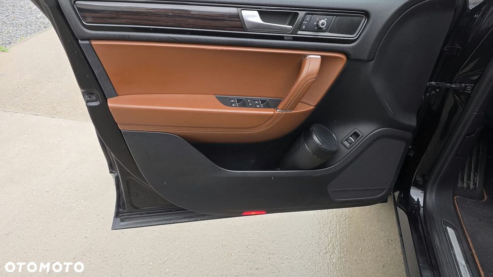 Volkswagen Touareg 3.0 V6 TDI BMT X-Edition - 34
