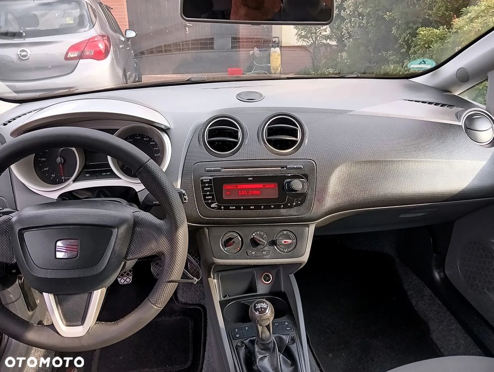 Seat Ibiza SC 1.4 16V Style - 13