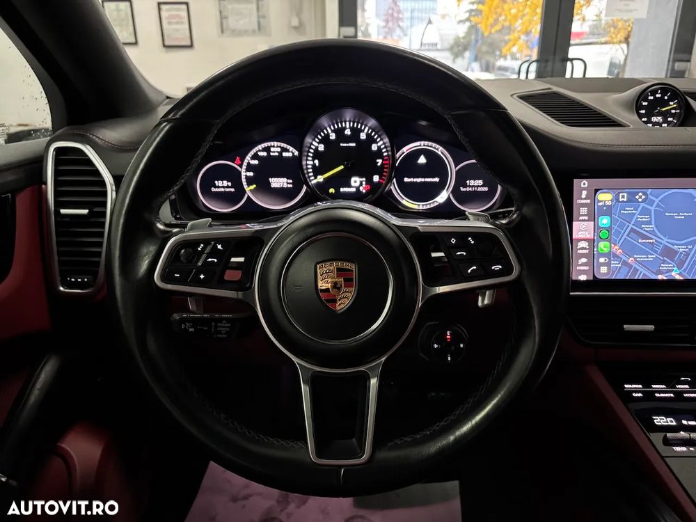 Porsche Cayenne Coupe - 26