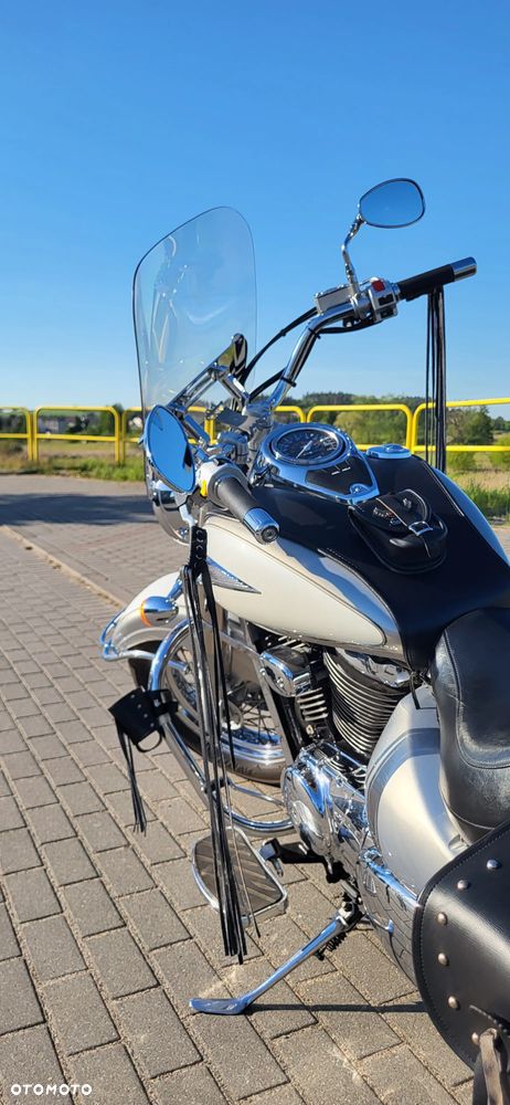 Suzuki VL 800 Volusia - 8