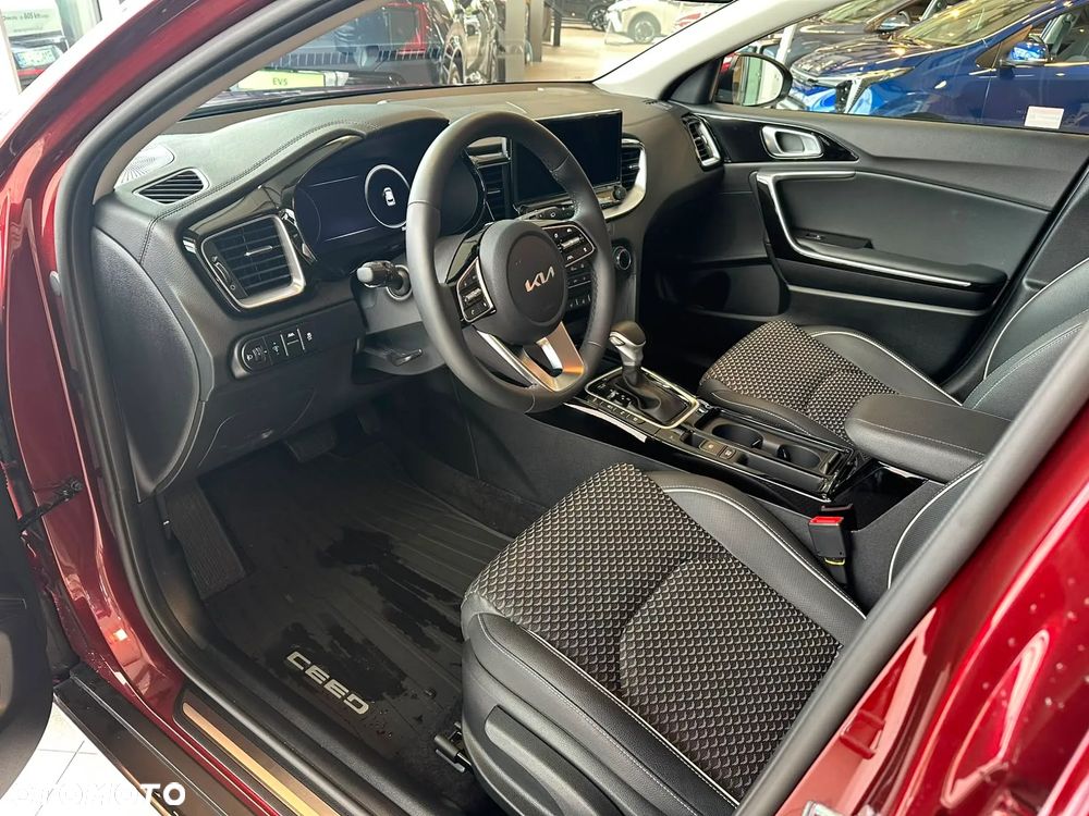 Kia XCeed 1.6 T-GDI Business Line DCT - 7