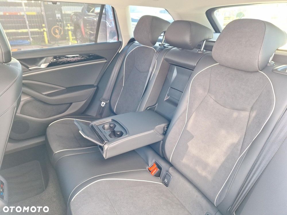 Volkswagen Passat 1.5 TSI EVO Business DSG - 16