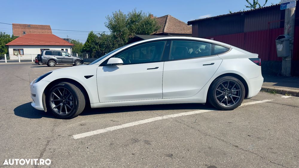 Tesla Model 3 Langstreckenbatterie Allradantrieb Dual Motor - 2
