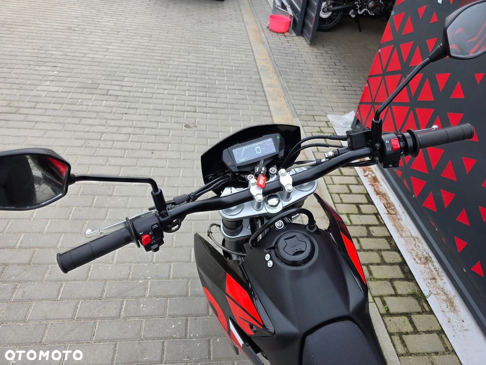 Aprilia SX - 16