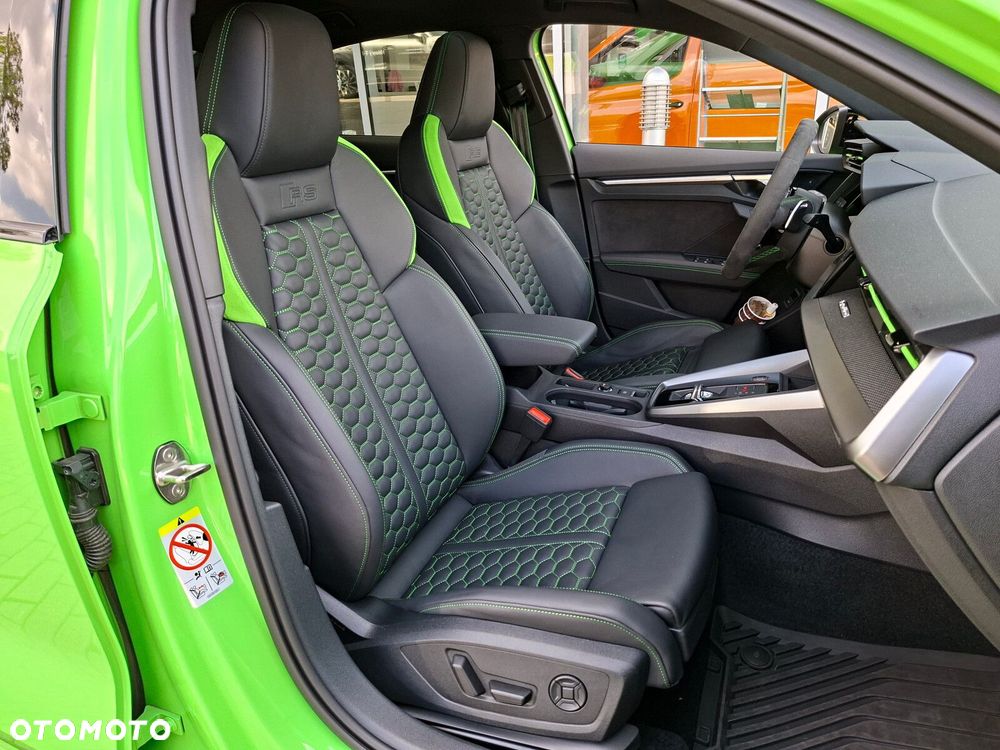 Audi RS3 Limousine - 20