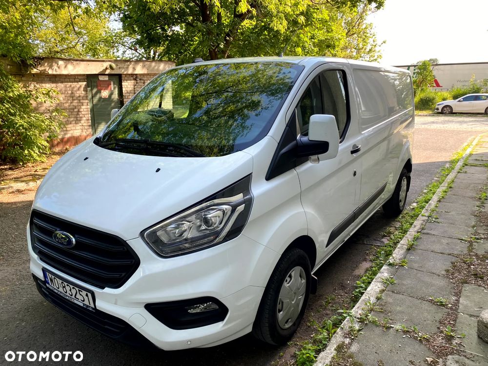 Ford TRANSIT CUSTOM - 3