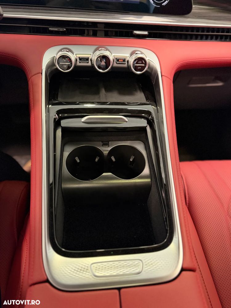 Omoda 9 1.5 TGDI 3DHT PHEV Exclusive - 14