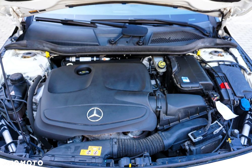 Mercedes-Benz CLA 200 7G-DCT Edition 1 - 10