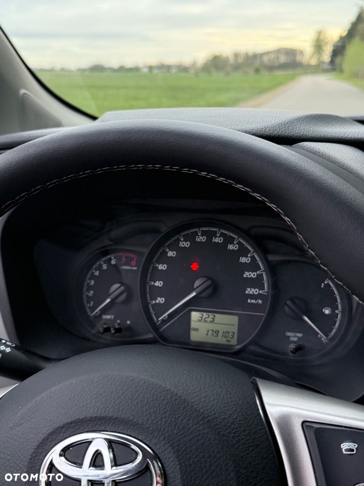 Toyota Yaris 1.5 Active - 11