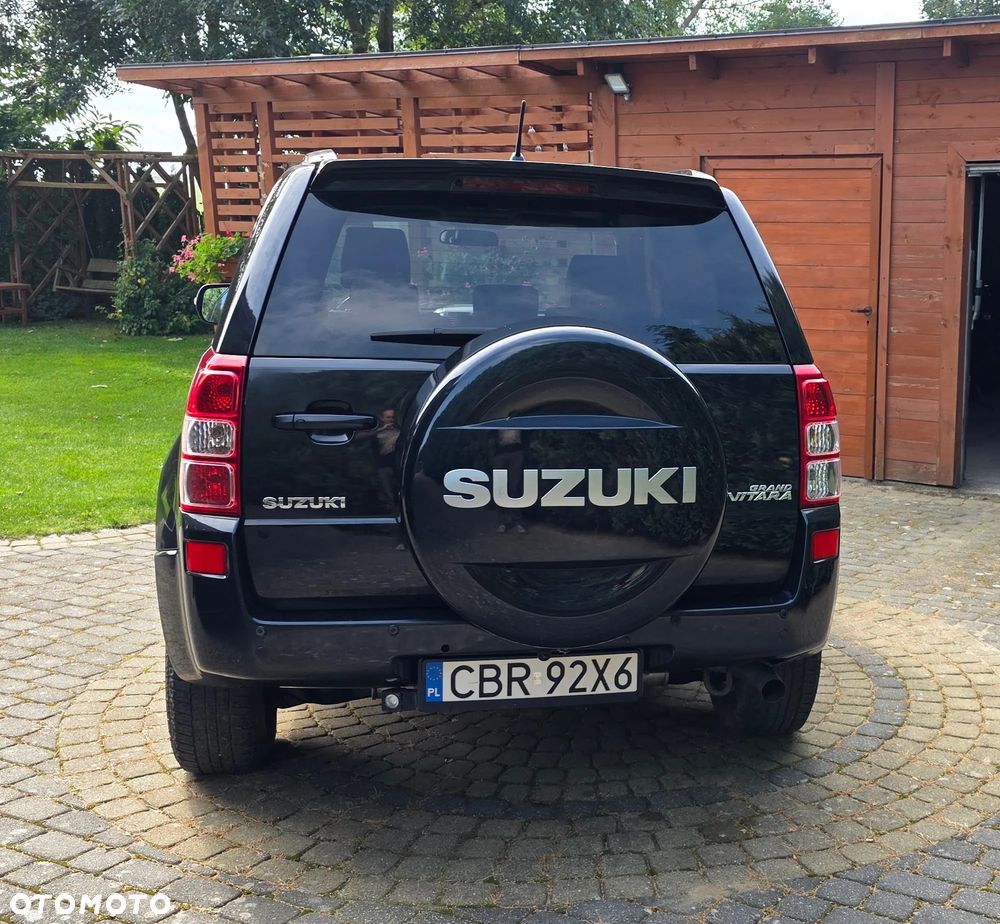 Suzuki Grand Vitara 3.2 V6 Elegance - 4