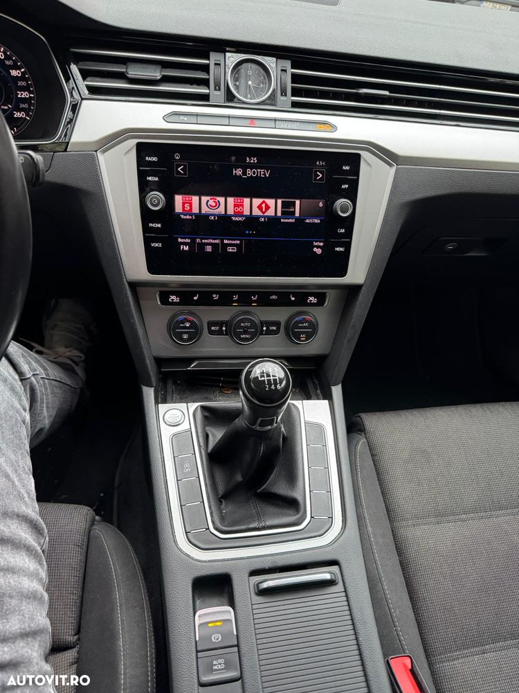 Volkswagen Passat Variant 2.0 TDI (BlueMotion Technology) Comfortline - 6