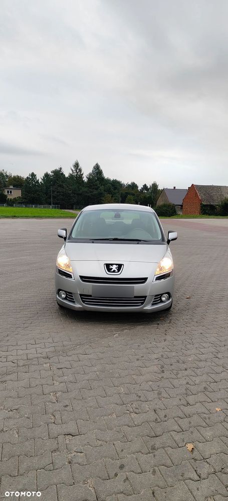 Peugeot 5008 120 VTi Active - 1