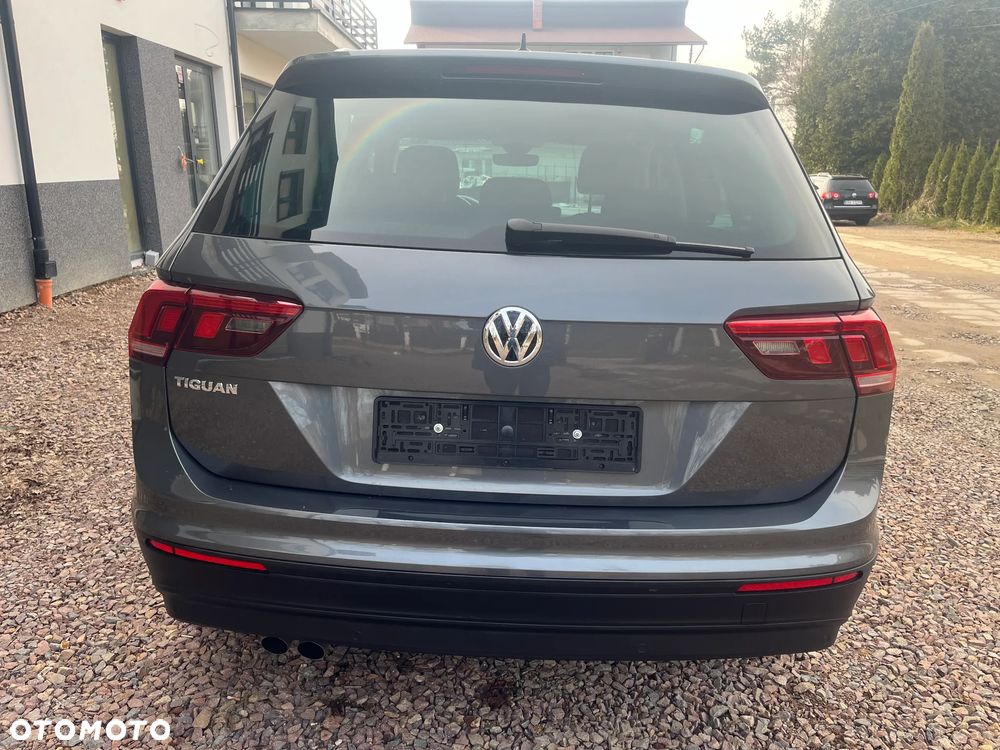 Volkswagen Tiguan - 15