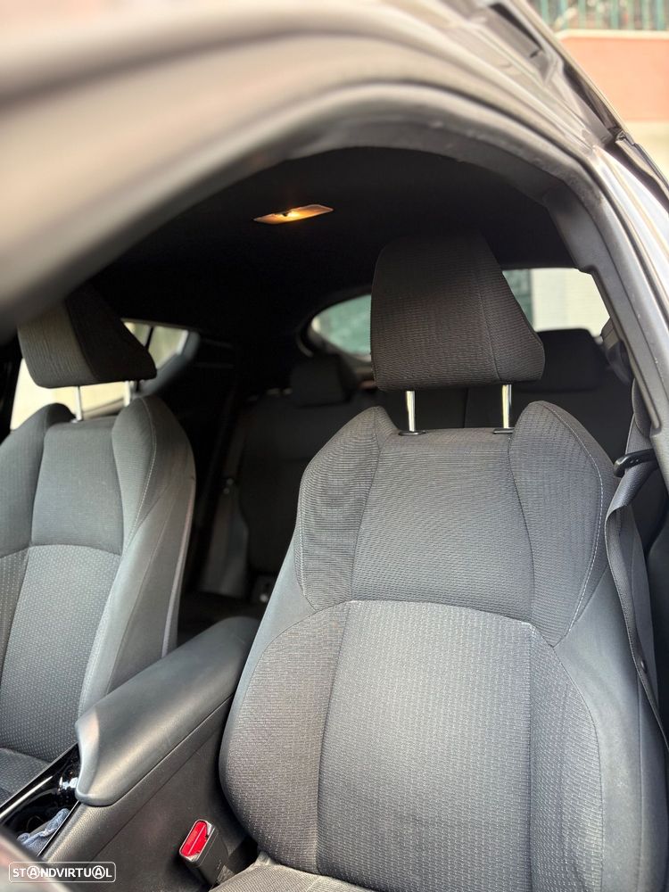 Toyota C-HR 1.8 HSD Comfort+P.Style - 4