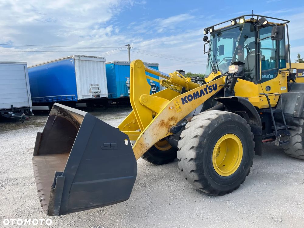 Komatsu WA270 z wagą  * Stan idealny - 25