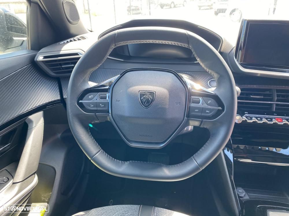 Peugeot e-2008 54 kWh Allure - 5