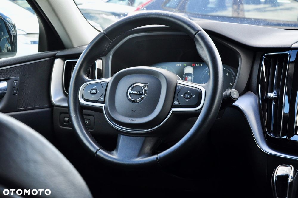 Volvo XC 60 D3 Momentum - 26