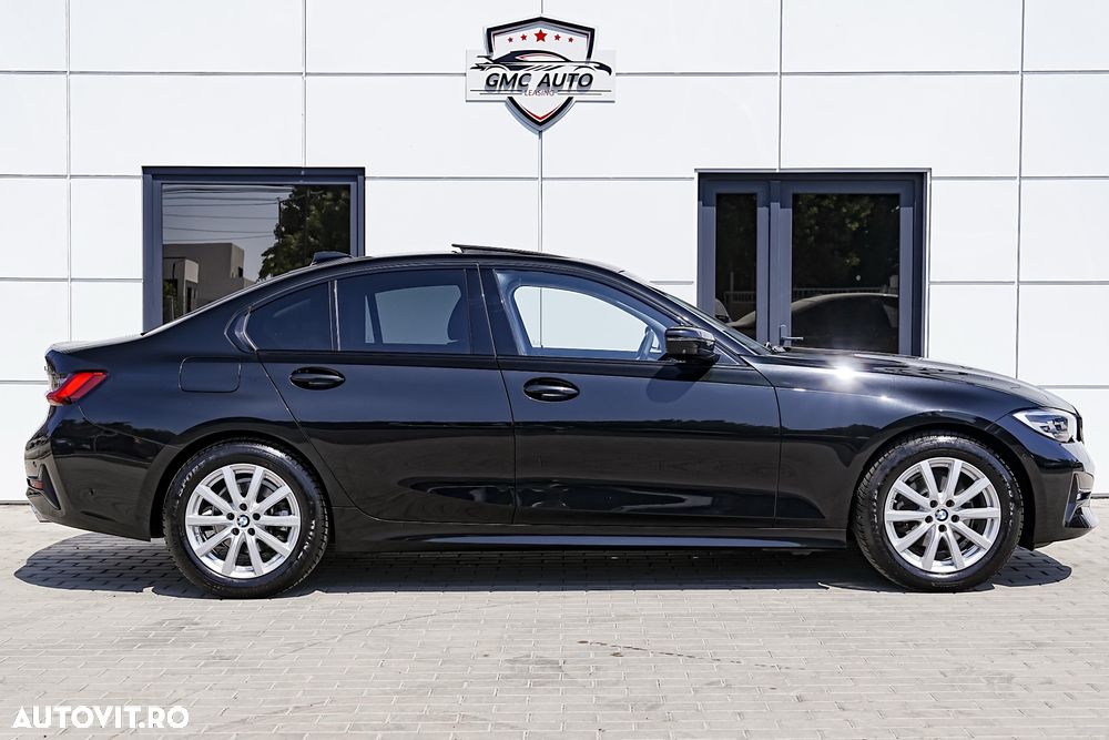 BMW Seria 3 320d Aut. Sport Line - 13