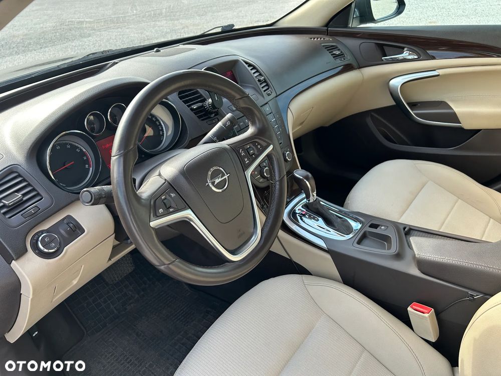 Opel Insignia 2.0 T Cosmo - 12