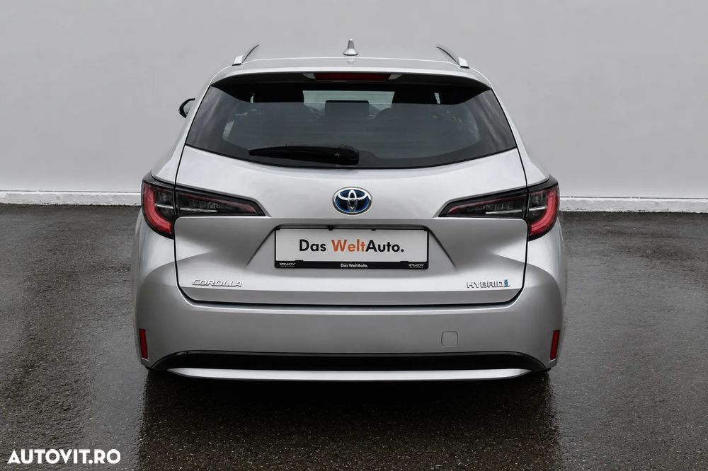 Toyota Corolla - 4
