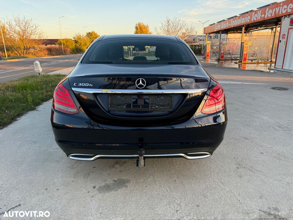 Mercedes-Benz C 300 (BlueTEC Hybrid) h 7G-TRONIC - 12
