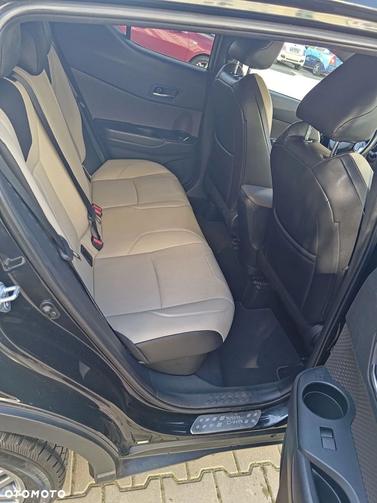 Toyota C-HR ver-2-0-hybrid-gr-sport - 22