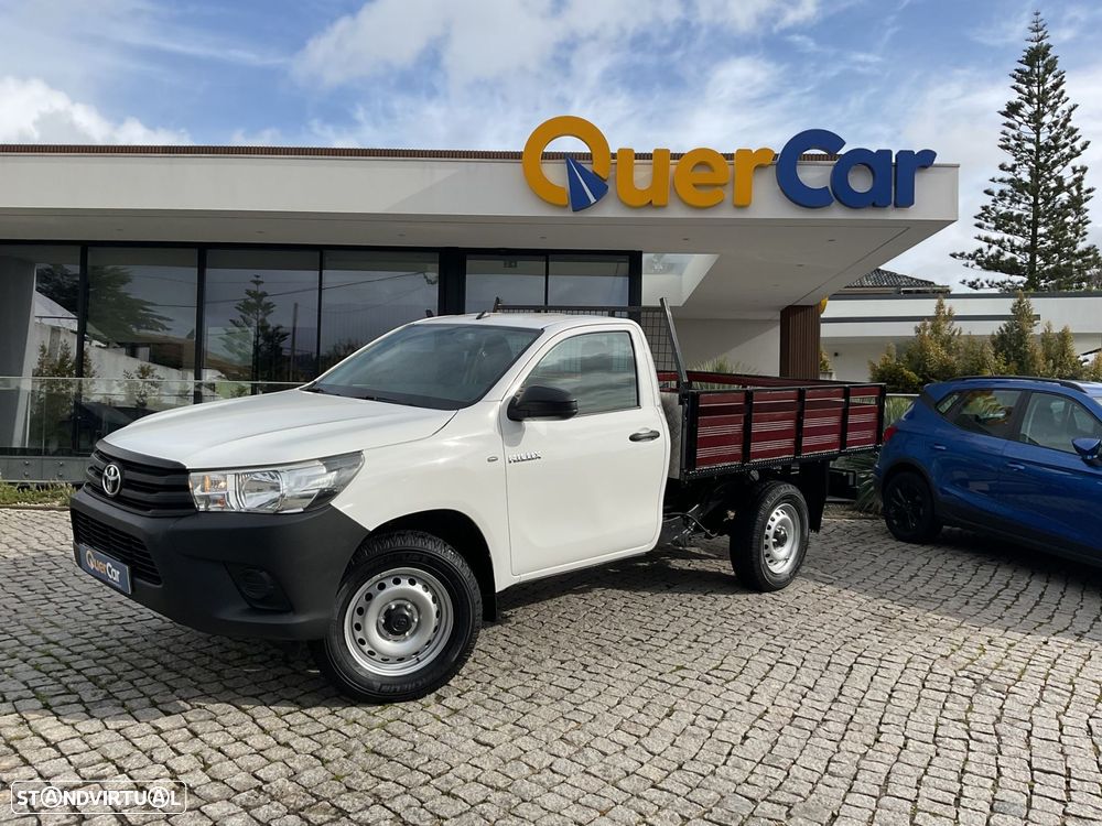 Toyota Hilux 2.4 D-4D 2WD CE - 1