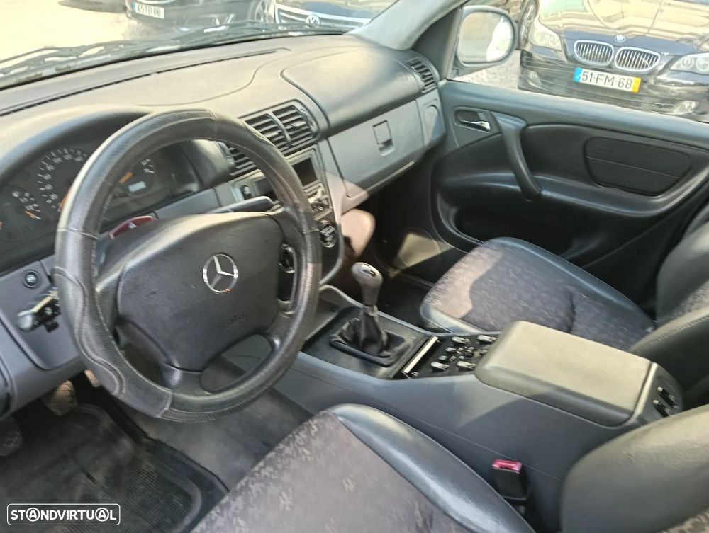 Mercedes-Benz ML 230 Standard - 14