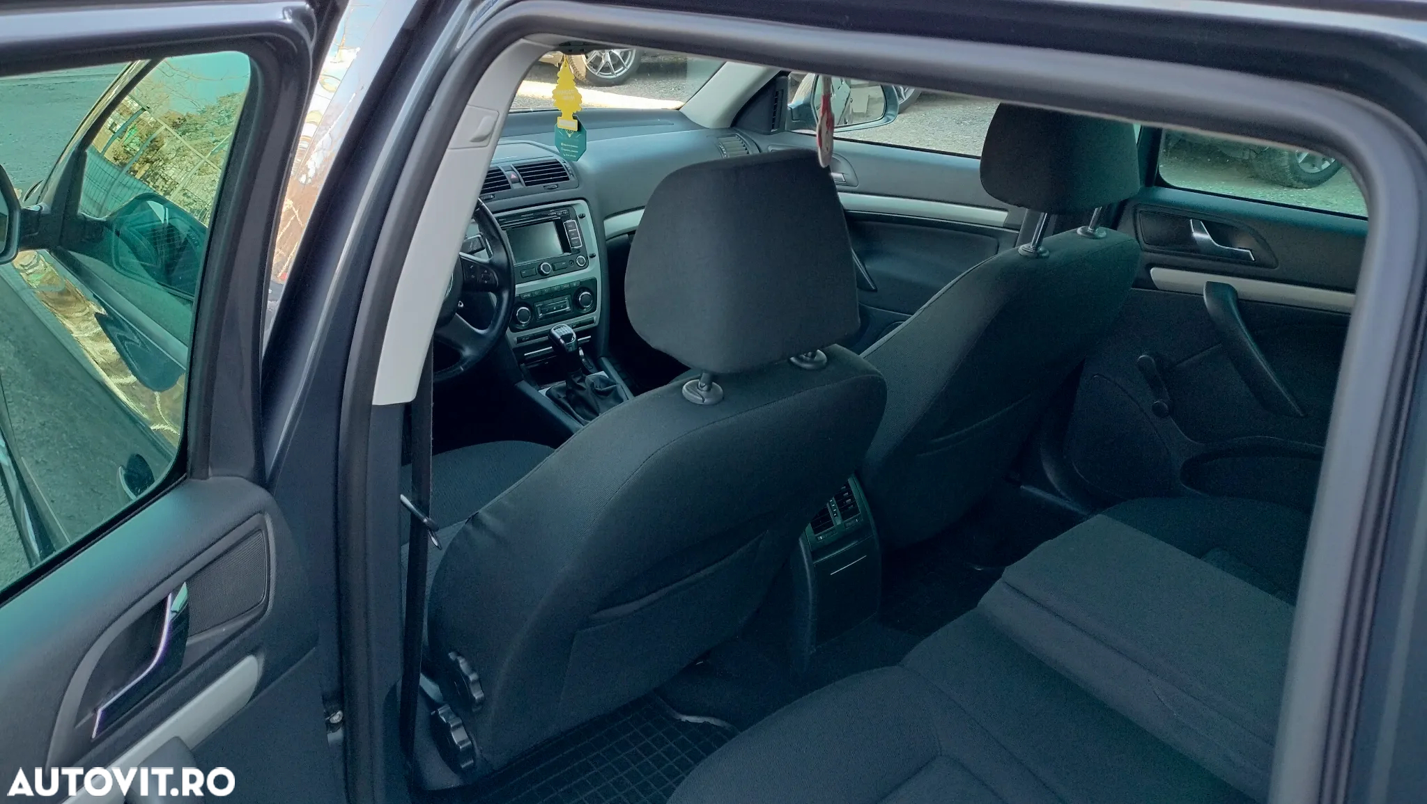 Skoda Octavia 1.4 TSI Ambiente Green tec - 9