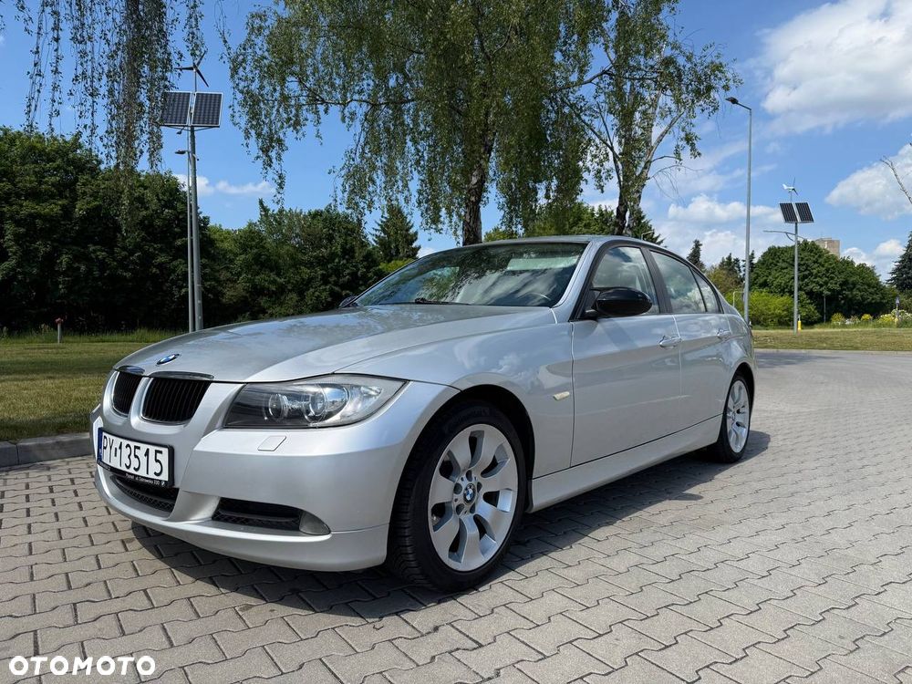 BMW Seria 3 320i - 2