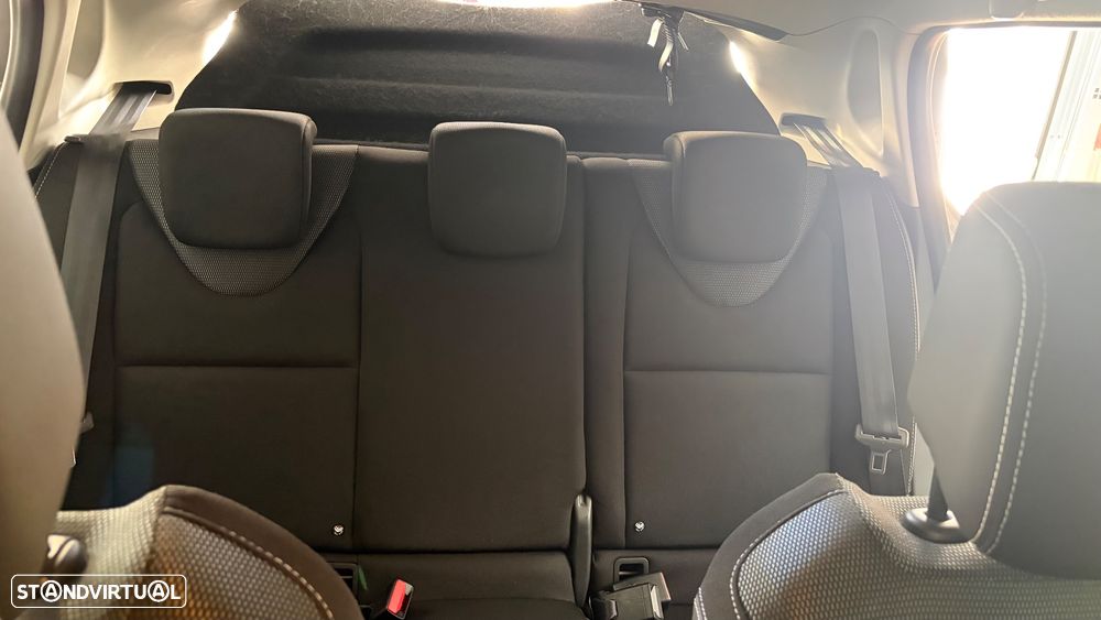 Renault Clio 0.9 TCE Dynamique S - 15