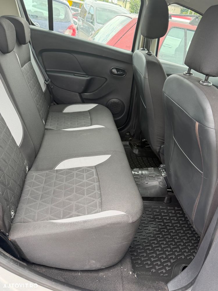 Dacia Sandero 1.5 dCI Stepway - 5