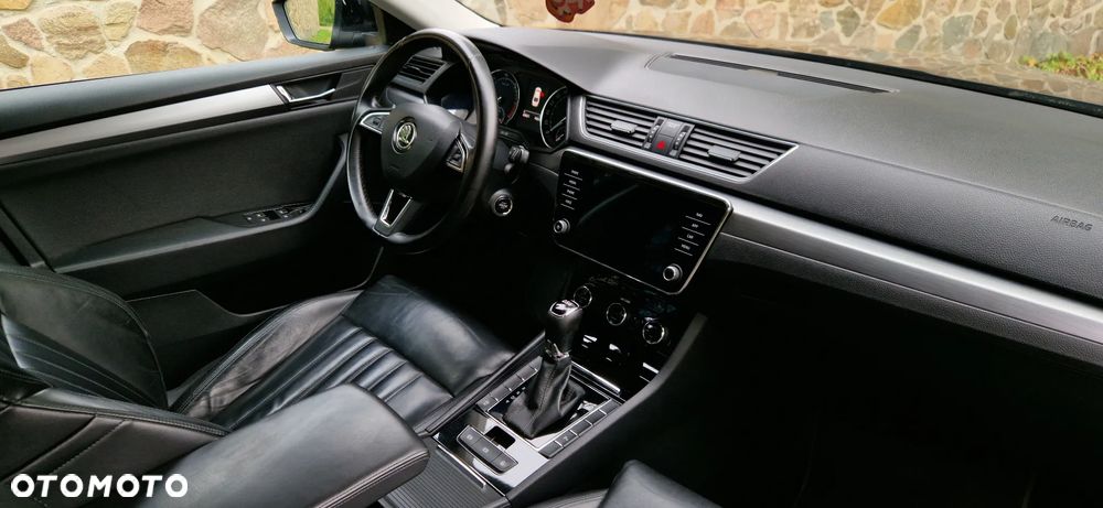 Skoda Superb 1.6 TDI Style DSG - 16