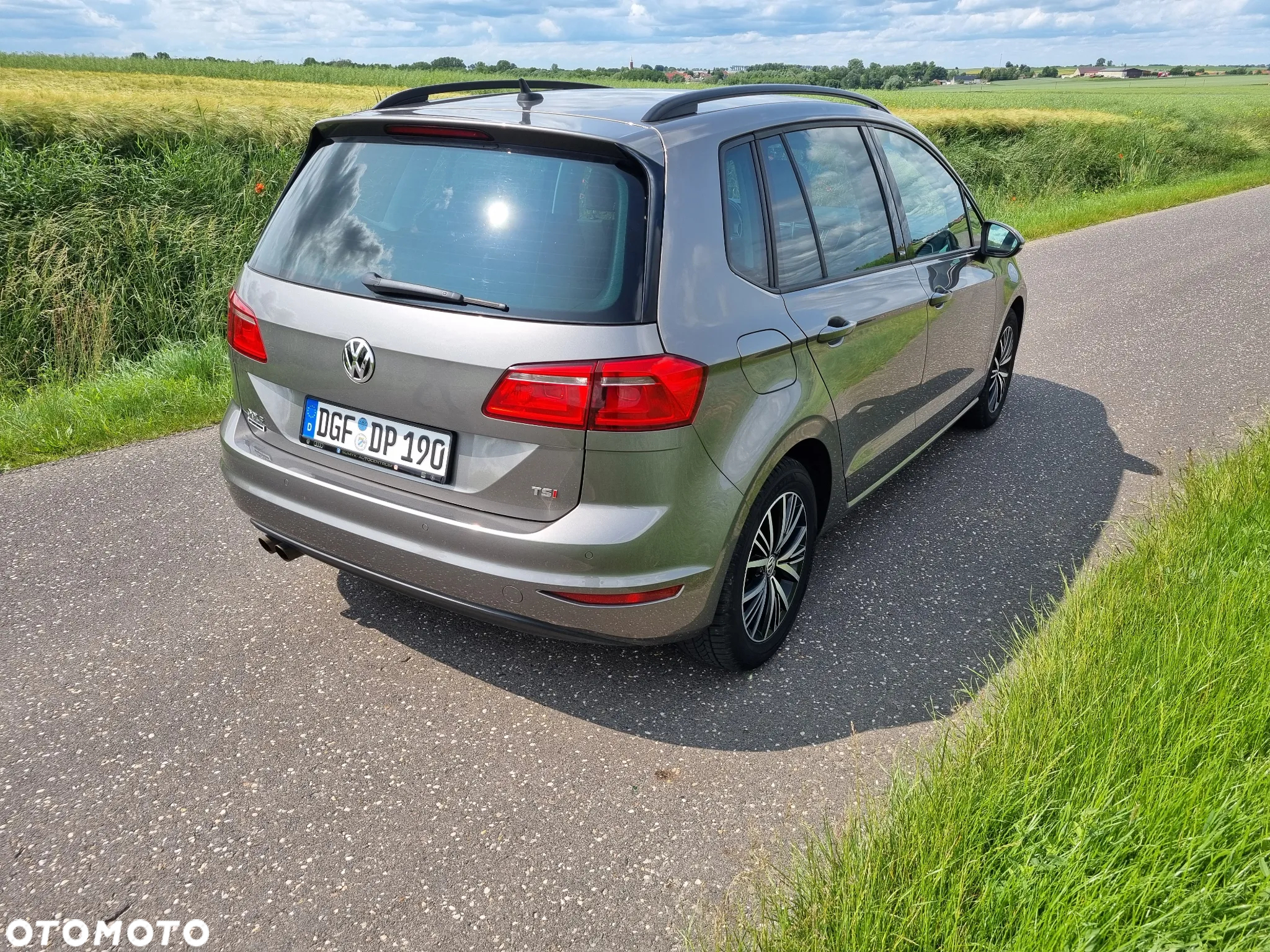 Volkswagen Golf Sportsvan 1.4 TSI (BlueMotion Technology) Comfortline - 4