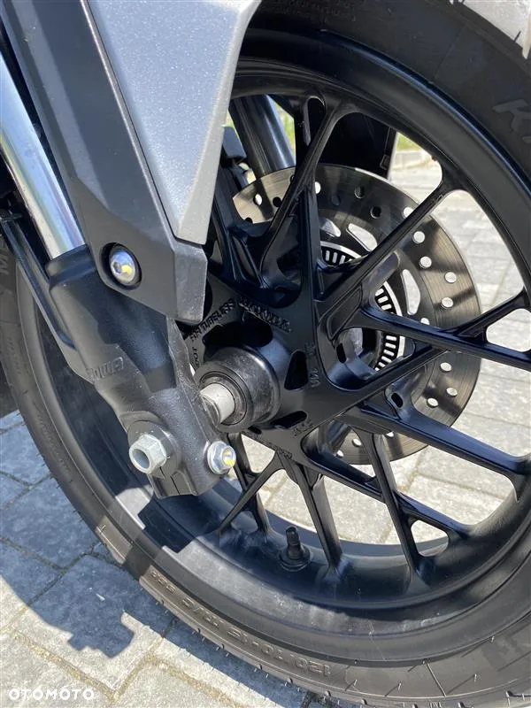Honda ADV350 - 11