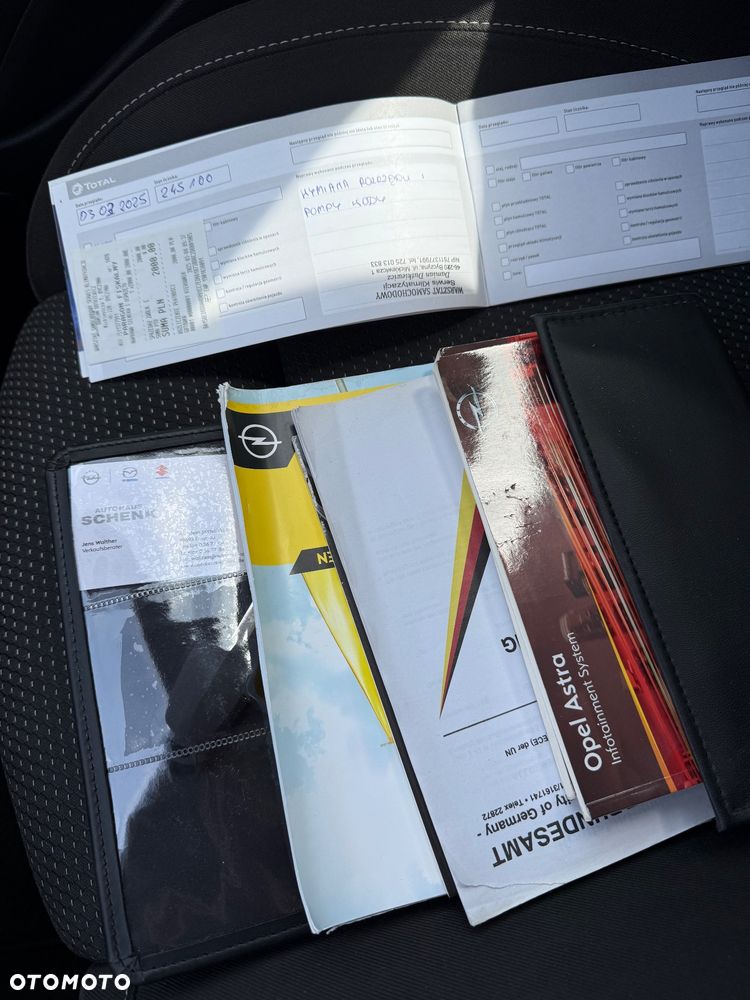 Opel Astra 1.4 Turbo Sport - 27