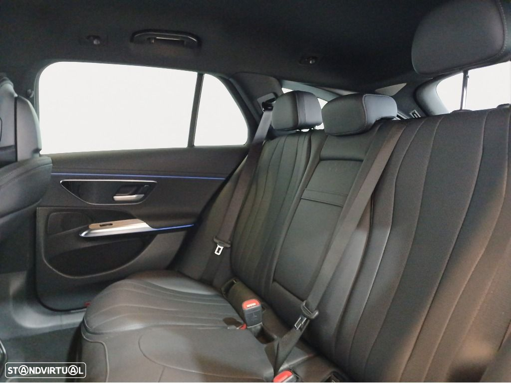 Mercedes-Benz E 300 de - 14