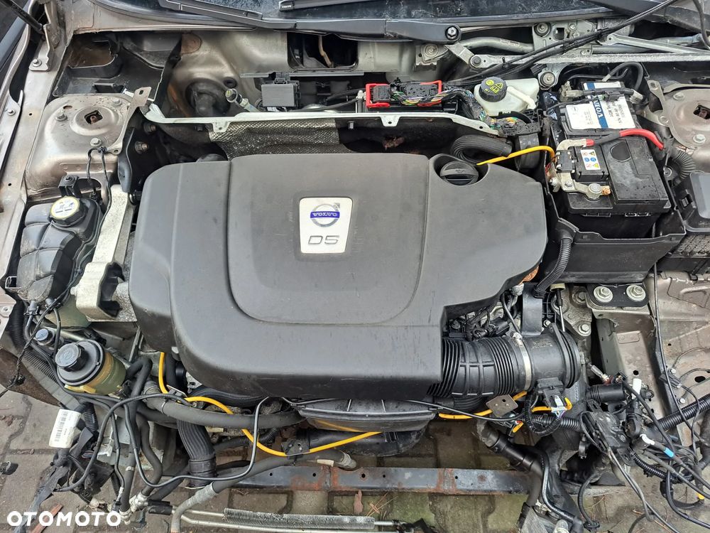 SILNIK KOMPLET Volvo V70 III 2.4 D5 175KM D5244T14 MOŻLIWOŚĆ ODPALENIA !!