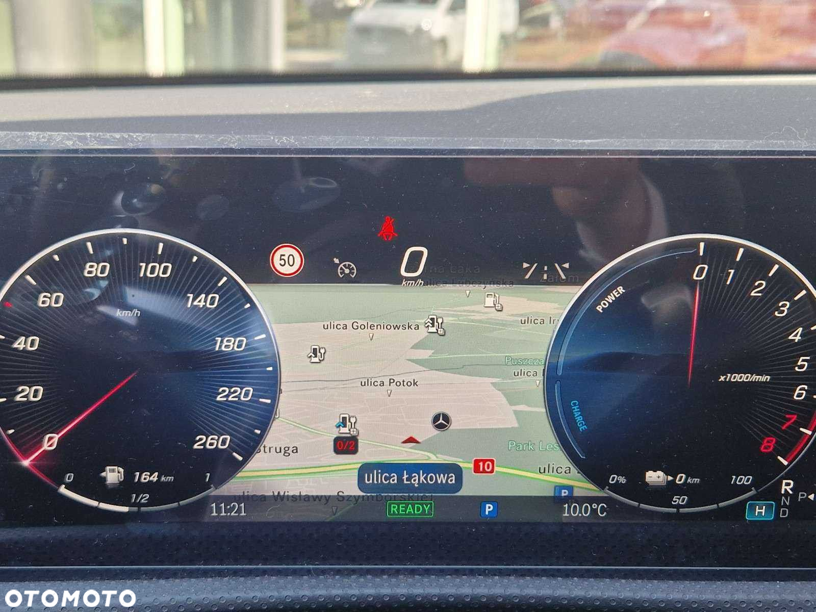 Mercedes-Benz Klasa A 250 e PHEV AMG Line 8G-DCT - 11