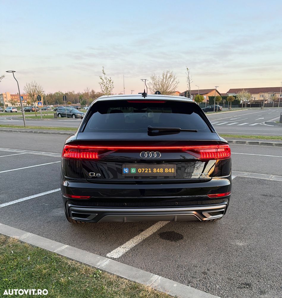 Audi Q8 55 TFSI quattro Tiptronic - 2