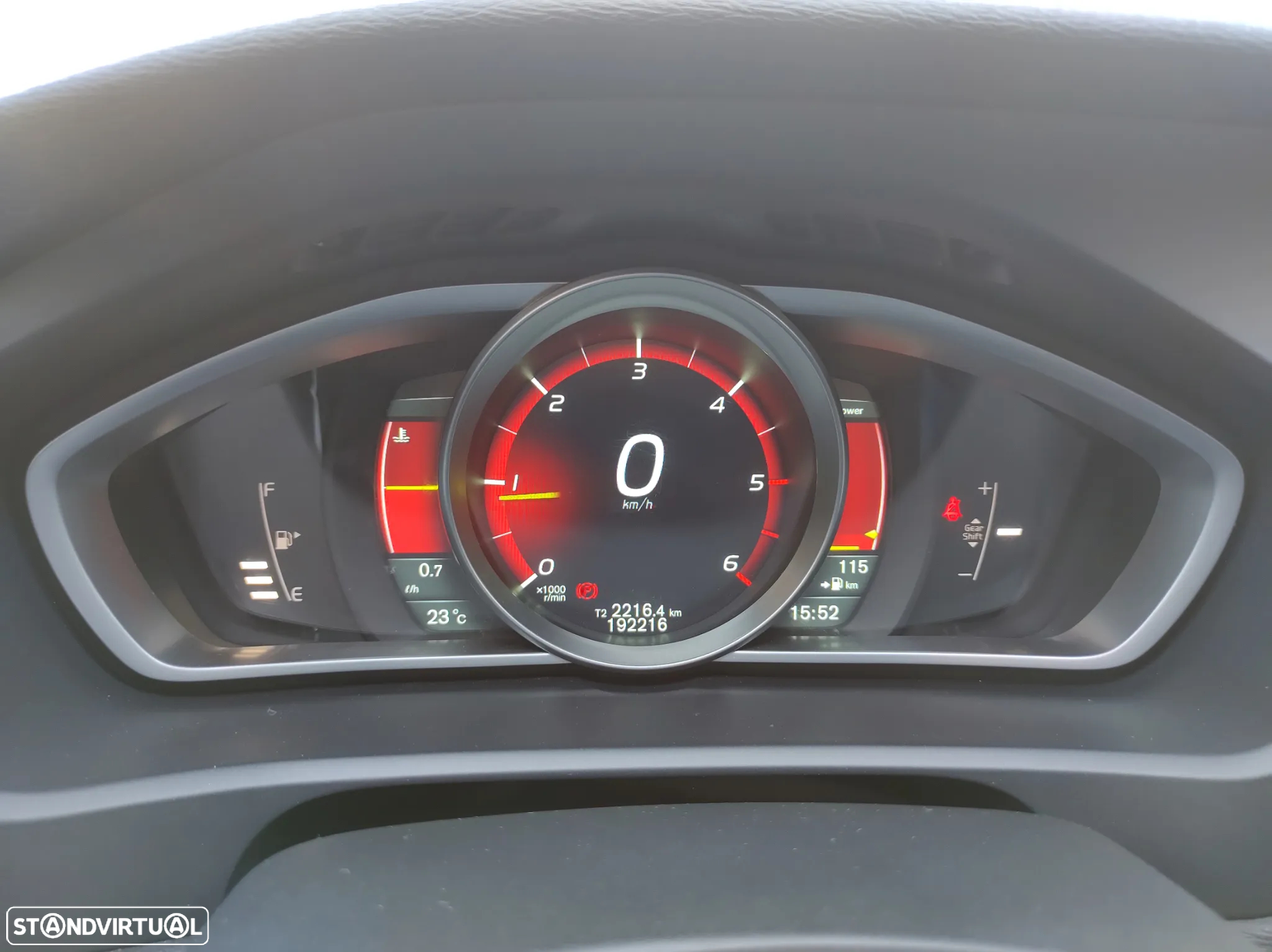Volvo V40 1.6 D2 Eco Kinetic - 19